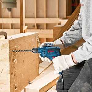 Kit de Taladro Percutor Profesional con Cable GSB 10 RE con Motor de Escobillas 2600 RPM Diseñado para Versatilidad en Espacios Reducidos y Trabajos en Altura - Product Image 6