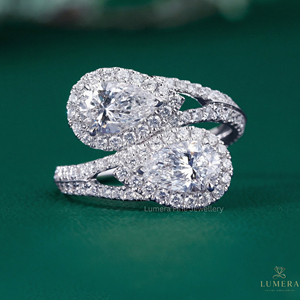 Toi et Moi Ring lumera เครื่องประดับสวยวินเทจสุดหรูต่างหูหยดน้ำคู่รูปลูกแพร์สองด้านมีก้านแยกก้านขนาดเล็กประดับเพชร - Product Image 1