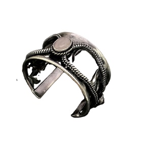 Bracelet et manchette de créateur en fil torsadé plaqué or noir fait à la main en quartz rose SKU6985 - Product Image 1