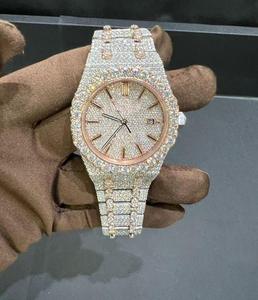 นาฬิกาเพชรโมอิสซาไนต์คุณภาพดีที่สุด แบบสองสี VVS  ตกแต่งเพชรเต็มเรือน ทองคำขาวและโรสโกลด์ ระบบอัตโนมัติ ETA ราคาขายส่ง - Product Image 1