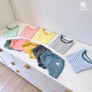 Ensemble de vêtements pour enfants style coréen unisexe, débardeur rayé en viscose, haute qualité, fabrication vietnamienne, confort toute la journée - Product Image 3