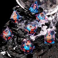 Ensemble de dés en résine faits à la main Beholder's Dragon Eye DND, à cœur liquide œil de chat, à bords tranchants, pour Dungeons & Dragons TTRPG, rose et bleu, 7 pièces