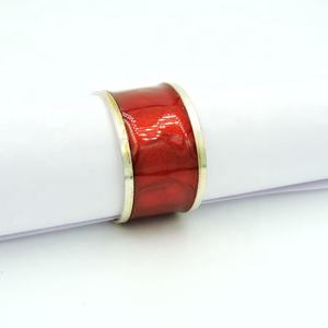 Rond de serviette en fer vert personnalisé en forme de bateau Décoration élégante de table à manger pour décor de fête Porte-serviettes parfait - Product Image 2