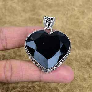Pendentif en spinelle noire facettée naturelle, fait main, en argent sterling 925, forme cœur, pierre précieuse, bijoux vintage - Product Image 2