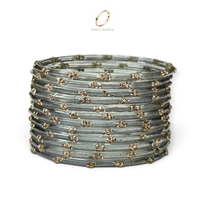 Vente en gros de bracelets kashmiris en verre transparent gris anthracite tendance pour femmes, bijoux indiens pour fêtes et occasions spéciales - Product Image 5