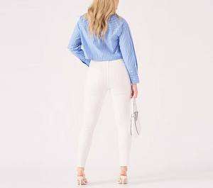 กางเกงยีนส์ขาดๆ สำหรับผู้หญิง สไตล์วินเทจลำลองแบบใหม่ - Product Image 3