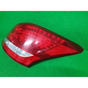 Luz Trasera Derecha Usada Equus 924023N000 - Product Image 3