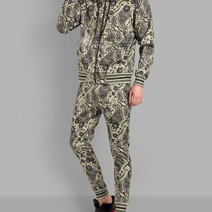 Conjunto Deportivo de Invierno 2026 para Hombre, con Capucha, Color Sólido, Manga Larga, Corte Regular, Alta Calidad, para Uso Casual - Product Image 4