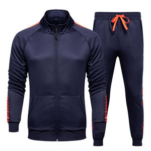 ชุดวอร์มสุดหรู เสื้อฮู้ดดี้โอเวอร์ไซส์ กางเกงจ็อกเกอร์ ชุดลำลองใส่สบาย - Product Image 2