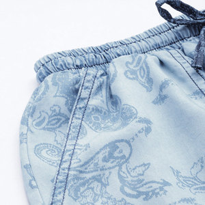 Short en jean taille haute bleu clair à imprimé cachemire pour femme, coupe décontractée, taille à cordon de serrage avec poches, en tissu de coton délavé - Product Image 6