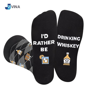 Chaussettes personnalisées pour hommes en coton, à motif lettres, respirantes, tricotées pour l'hiver, usage quotidien, avec logo et citation amusante sur le dessus, pour le cyclisme, le football et le surf. - Product Image 2