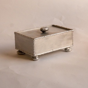 Boîte de rangement décorative exclusive en laiton et aluminium pour hôtel et maison, décoration de table en métal - Product Image 4