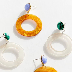 ต่างหูรูปผลไม้เชอร์รี่การ์ตูน ต่างหูเรซิ่นอะคริลิค น่ารักสำหรับนักเรียน ต่างหูใบไม้สีเขียวสไตล์เกาหลี ขายส่งเครื่องประดับ - Product Image 1