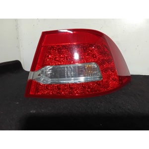 Luz Trasera Derecha Usada Optima - Product Image 1