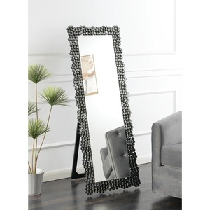 Miroir sur pied décoratif en métal noir, idéal pour le salon, miroir élégant pour l'intérieur de la maison et à usages multiples, provenant d'Inde - Product Image 3