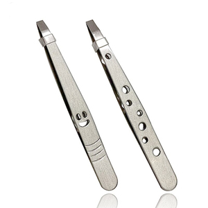 Pinza para cejas profesional de acero inoxidable con punta inclinada, pinza para depilación facial, herramientas de maquillaje - Product Image 1