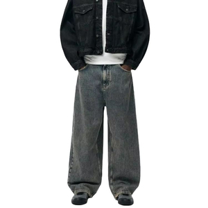 Usine OEM de jeans pour hommes de qualité supérieure offrant des solutions de marquage privé, des étiquettes personnalisées, des services d'emballage et de fourniture en gros de denim. - Product Image 3