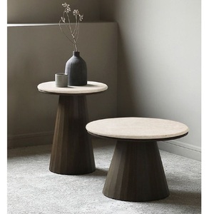 Table d'appoint en aluminium de haute qualité, mobilier de qualité supérieure, accent métallique, table ottoman pour hôtel, maison, salon, laiton - Product Image 1