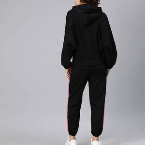 บริการ OEM สุดฮิตปี 2026 เสื้อผ้าสตรีแนวสตรีท ชุดวอร์มผู้หญิง ดีไซน์ลำลอง ชุดวอร์มผู้หญิงขายดีที่สุด - Product Image 2