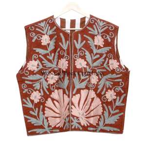 Chaleco sin mangas de algodón cotrizado para mujer, chaleco cálido para uso en exteriores, del fabricante indio, ideal para bodas. - Product Image 4