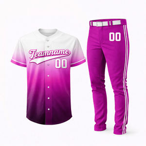 Maillots d'entraînement avec technologie Dry Fit, coupe raglan, manches courtes, légers, flexibles, design unisexe, parfaits pour l'entraînement et les aventures en plein air - Product Image 3