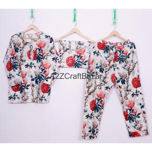 Robe de nuit pour femme 100% coton, imprimé numérique floral, tenue de mariée ou de demoiselle d'honneur, taille élastique, séchage rapide - Product Image 1