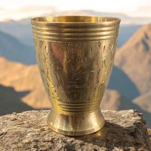 Vaso de Vidrio Grabado a Mano, Vajilla, Artículos para Catering, Acabado Antiguo, Metal de Latón y Vidrio para Hoteles, Restaurantes o Uso Doméstico - Product Image 3