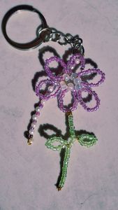พวงกุญแจปักลูกปัดทำมือสุดหรู ดีไซน์ลายดอกไม้ประณีต - Product Image 2