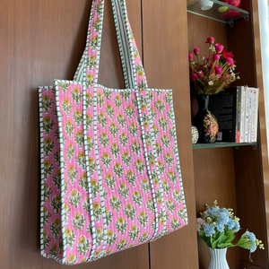 Sac fourre-tout matelassé 100 % coton style bohème brodé, imprimé floral personnalisé, sac de marché à bandoulière, exportation indienne - Product Image 1