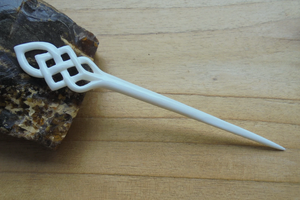 ไม้เสียบผมทำจากกระดูกขัดเงา |   กิ๊บติดผมทำมือแบบดั้งเดิม งานฝีมือจากวัสดุธรรมชาติ - Product Image 2