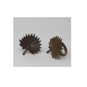 Wholesale Aluminum Antique Bronze Leaf Napkin Rings Eco-Friendly Durable Autumn <b>Table</b> Decor for Thanksgiving Wedding OEM - Product Image 2