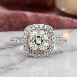 Anillo de compromiso con diamante moissanita de corte cojín, anillo de doble halo con tallo dividido para mujer - Product Image 4