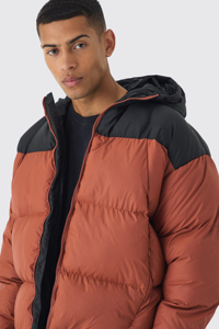 Vestes matelassées pour hommes avec logo personnalisé, coupe carrée, en duvet, couleur rouille, à capuche, pour l'hiver et les activités de plein air, vente en gros - Product Image 3