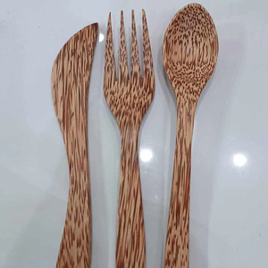 ช้อนไม้มะพร้าวธรรมชาติ ผลิตด้วยมือจากเวียดนาม เป็นมิตรกับสิ่งแวดล้อม อุปกรณ์ครัว ผู้ผลิตขายส่ง ผู้ส่งออก - Product Image 1