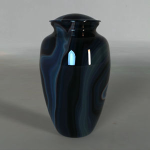 Urna Funeraria de Metal con Diseño de Ala de Águila Negra y Arte Simbólico Impresionante para la Memoria Eterna - Product Image 6