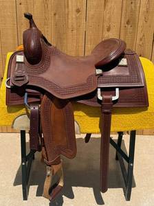 Silla de Montar para Caballo con Herrajes de Latón, Precio Directo de Fábrica, OEM ODM, Hecho a Medida, Cuero Genuino de la Mejor Calidad, Silla Australiana - Product Image 4