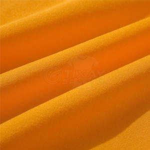 Sweat-shirts pour hommes de haute qualité avec finition solide et premium pour les journées froides. - Product Image 6