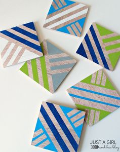 Posavasos de madera hechos a mano con diseños coloridos para tazas de té, tazas de café y protección de bebidas. - Product Image 6