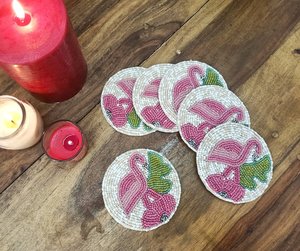 Juego de posavasos con cuentas de cereza y flamenco rosa, posavasos de flamenco rosa, posavasos con cuentas de cereza, posavasos artesanal para bebidas, posavasos redondo con cuentas, estilo tropical - Product Image 1