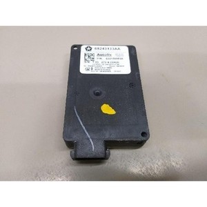 200 ECU y Módulos de Computación Usados 68243133AA - Product Image 3