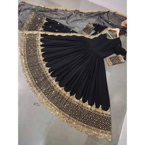 VESTIDO DE DISEÑADOR CON BORDADO DE GEORGETTE Y LENTEJUELAS CON DUPATTA NEGRO - Product Image 1