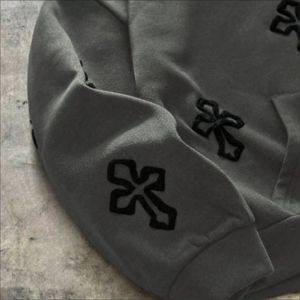 OEM ODM Sweat à capuche décontracté pour homme en molleton de coton, couleur unie, manches longues, coupe ample, style streetwear, brodé, écologique, haute qualité, en gros - Product Image 3