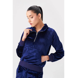 Ensemble de survêtement en velours personnalisé pour femmes |   Ensemble de survêtement premium : sweat à capuche et pantalon de jogging |   Fabricant de vêtements de sport OEM ODM - Product Image 4