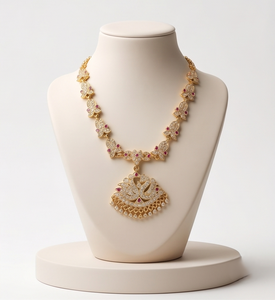 Divyoro - Gargantilla de Aleación de Cobre con Diseño de Pavo Real de Orissa, Chapada en Oro, Conjunto de Joyería Clásica para Mujer, Ideal para Bodas, Aniversarios y Compromisos - Product Image 1