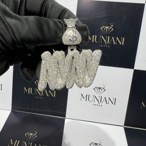 จี้เพชรโมอิสซาไนต์แบบเต็มเม็ด VVS ดีไซน์ตามสั่ง ตัวอักษรชื่อแบบ Iced Out จี้และชาร์มเงินแท้ 925 เครื่องประดับฮิปฮอป - Product Image 1