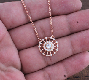 Collier pendentif en zircon CZ plaqué or rose de luxe, délicat et étincelant, pour femmes, vente en gros, bijoux de mariage et de mariée - Product Image 2