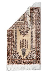 Alfombra de Oración Islámica de Viscosa con Sensación de Seda en Color Marfil y Beige, Directo de Fábrica, Alfombra de Adoración Musulmana Premium Disponible al Mejor Precio - Product Image 4