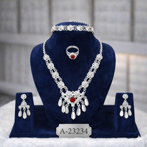 ชุดเครื่องประดับเจ้าสาว MOLL JEWELLERS 2024 แรงบันดาลใจจากอินเดีย แฟชั่นแอฟริกัน ชุบทอง/เงิน โลหะผสมสังกะสี ประดับเพชรซิร์คอน สำหรับผู้หญิง ทันสมัย - Product Image 2