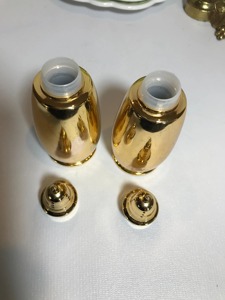 Ensemble de salière et poivrière en or miroir de qualité supérieure, élégant pour table à manger, idéal pour cuisines et restaurants de luxe, provenance Inde. - Product Image 2