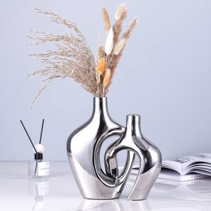<b>Rustic</b> metal flower vase farmhouse decor vintage look durable material stylish floral arrangement holder centerpiece - Product Image 1